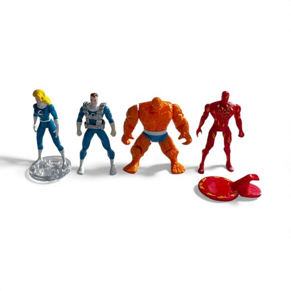 Fantastic 4 Bundle 1994 Toy Biz Figures & 2005 Book - Picture 4 of 9